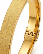 916 Gold Bangle 2F Italy Sand Blast