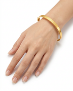 916 Gold Bangle 2F Italy Sand Blast