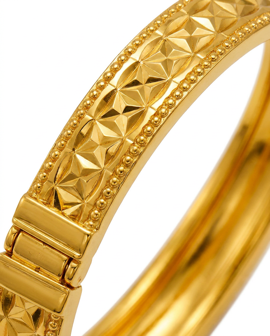 916 Gold Bangle Brilliant Cut
