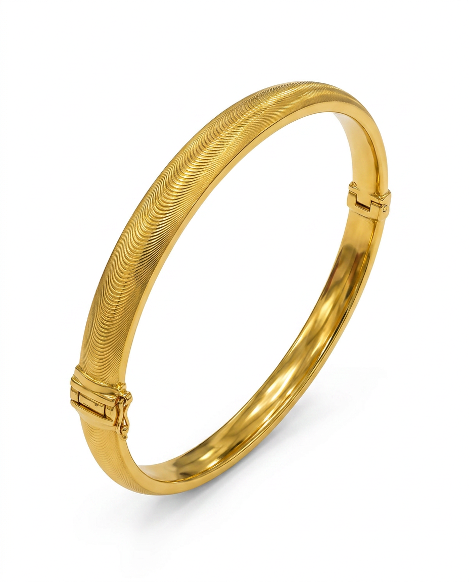 916 Gold Bangle Cat Eyes