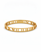 916 Gold Bangle Roman Frame