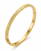 916 Gold Bangle Ultimate Glacier