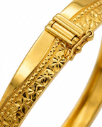 916 Gold Bangle Wavy Lace Glacier