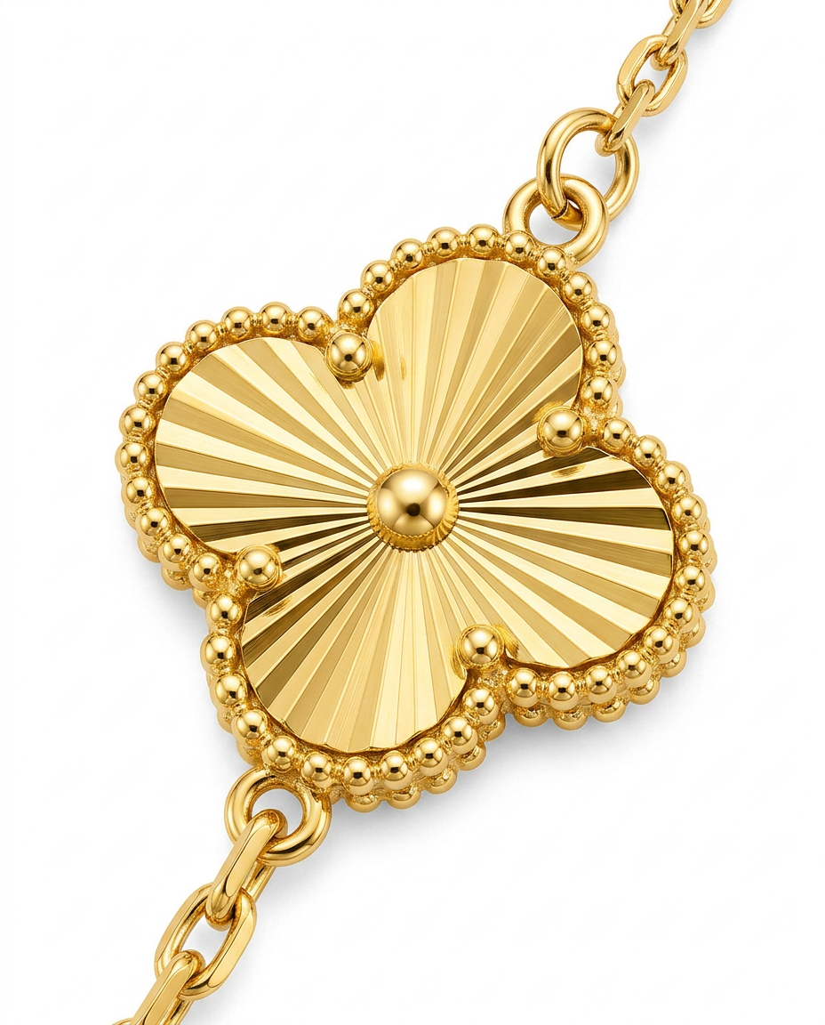 916 Gold Bracelet 5 Clover Carved C