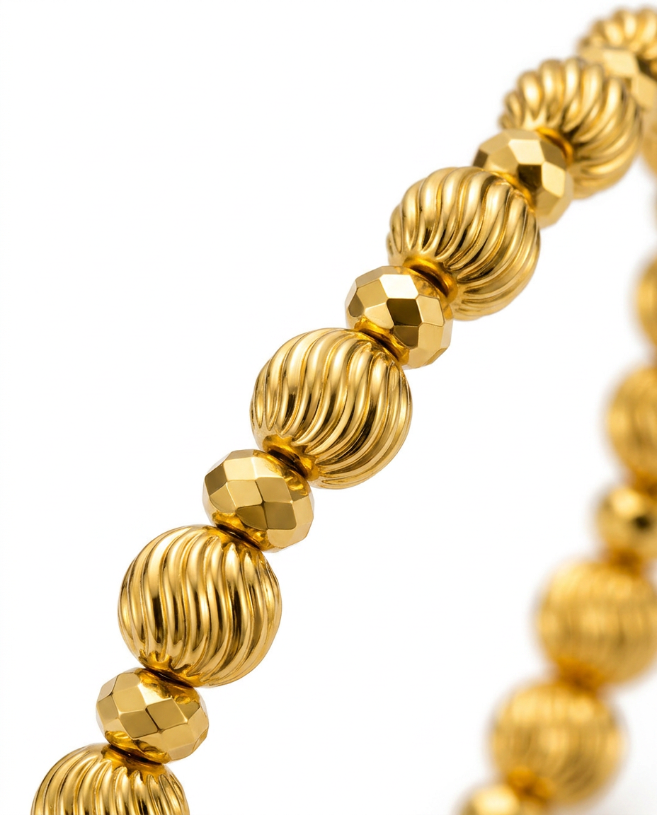 916 Gold Bracelet Cat eyes Beads