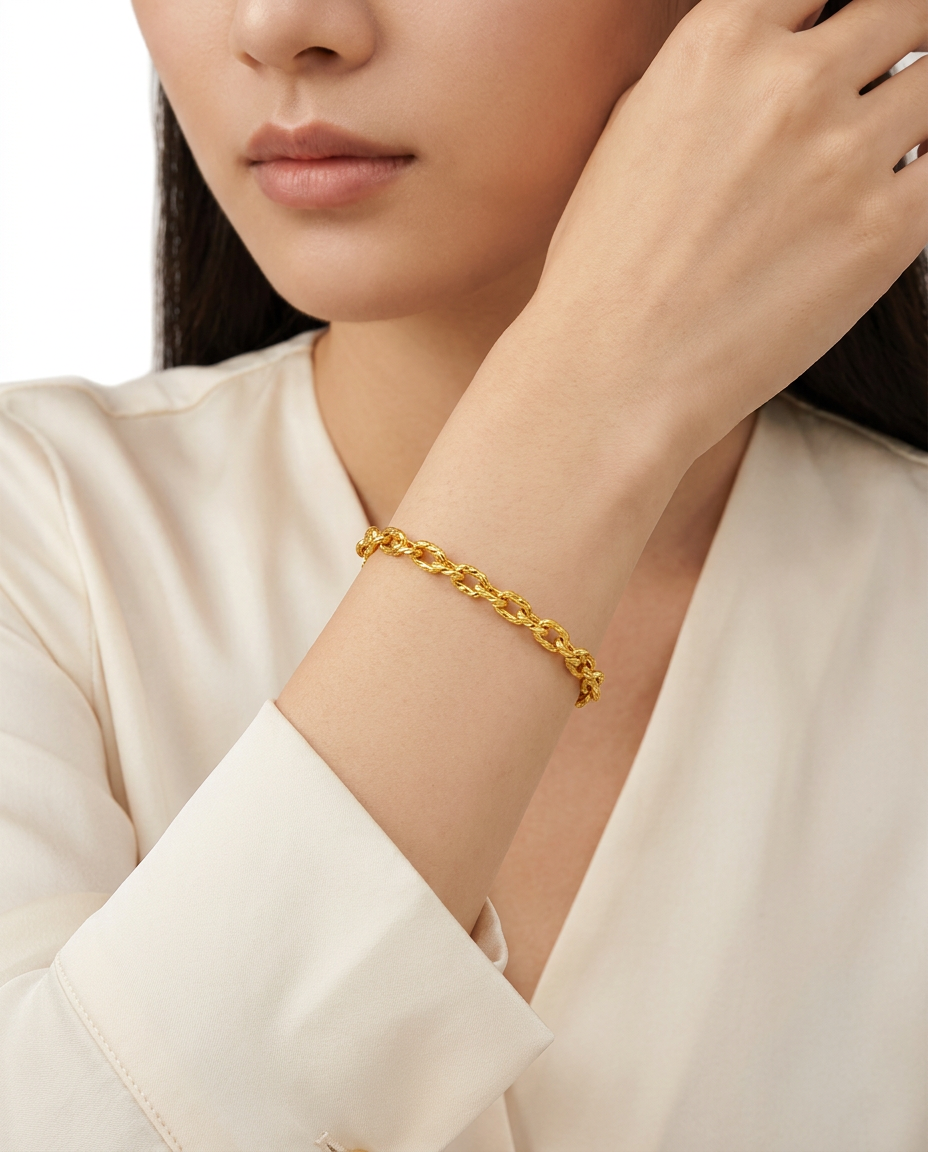 916 Gold Bracelet Paper Clip Carved S