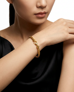 916 Gold Bracelet Whip