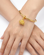 916 Gold Pendant Baby Hedgehog
