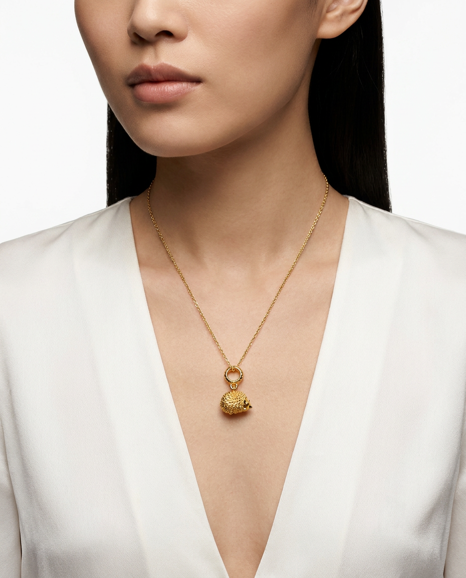 916 Gold Pendant Baby Hedgehog