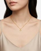 916 Gold Pendant Clover Carved B
