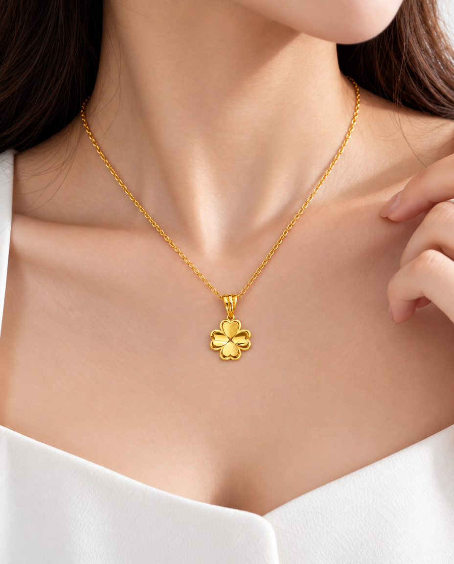 916 Gold Pendant Double Frame Clover
