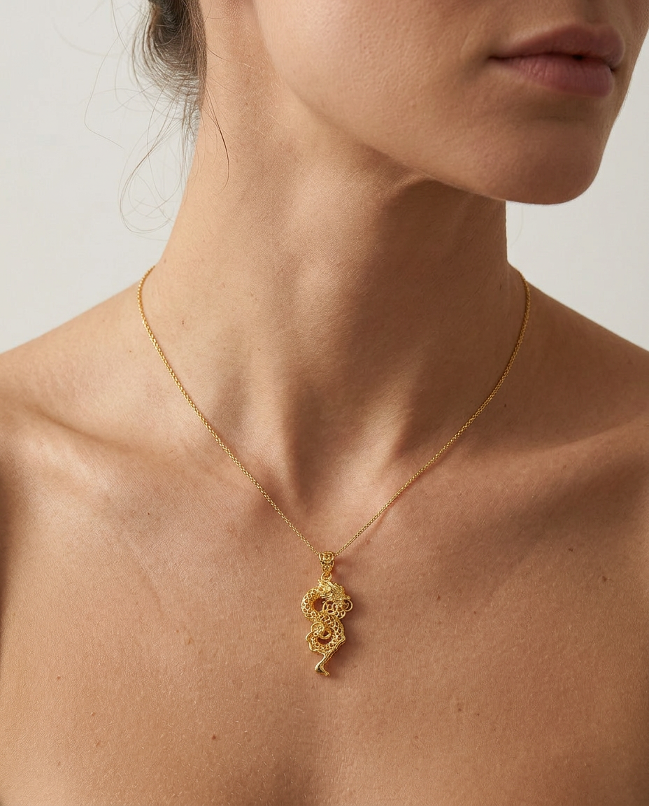 916 Gold Pendant Dragon Emperor Coin