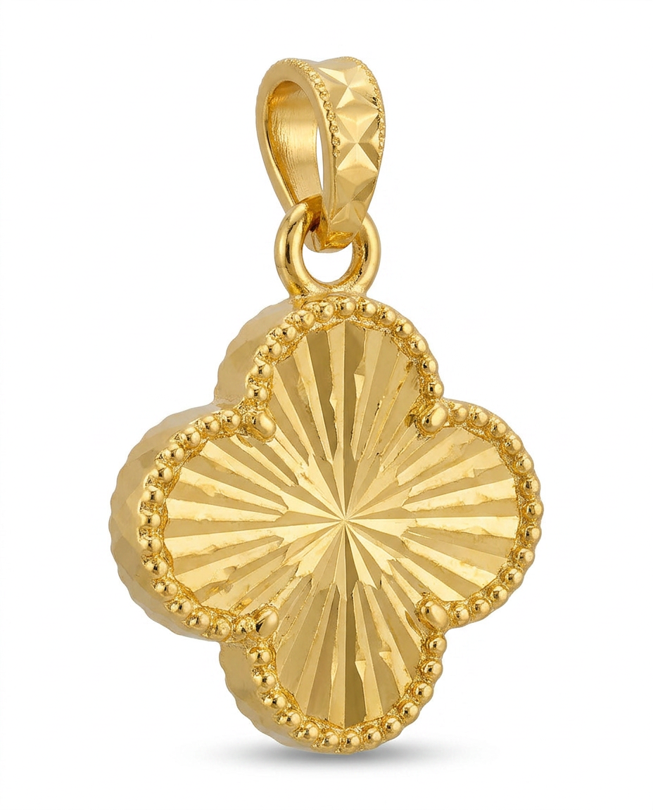 916 Gold Pendant Glitter Carved Clover