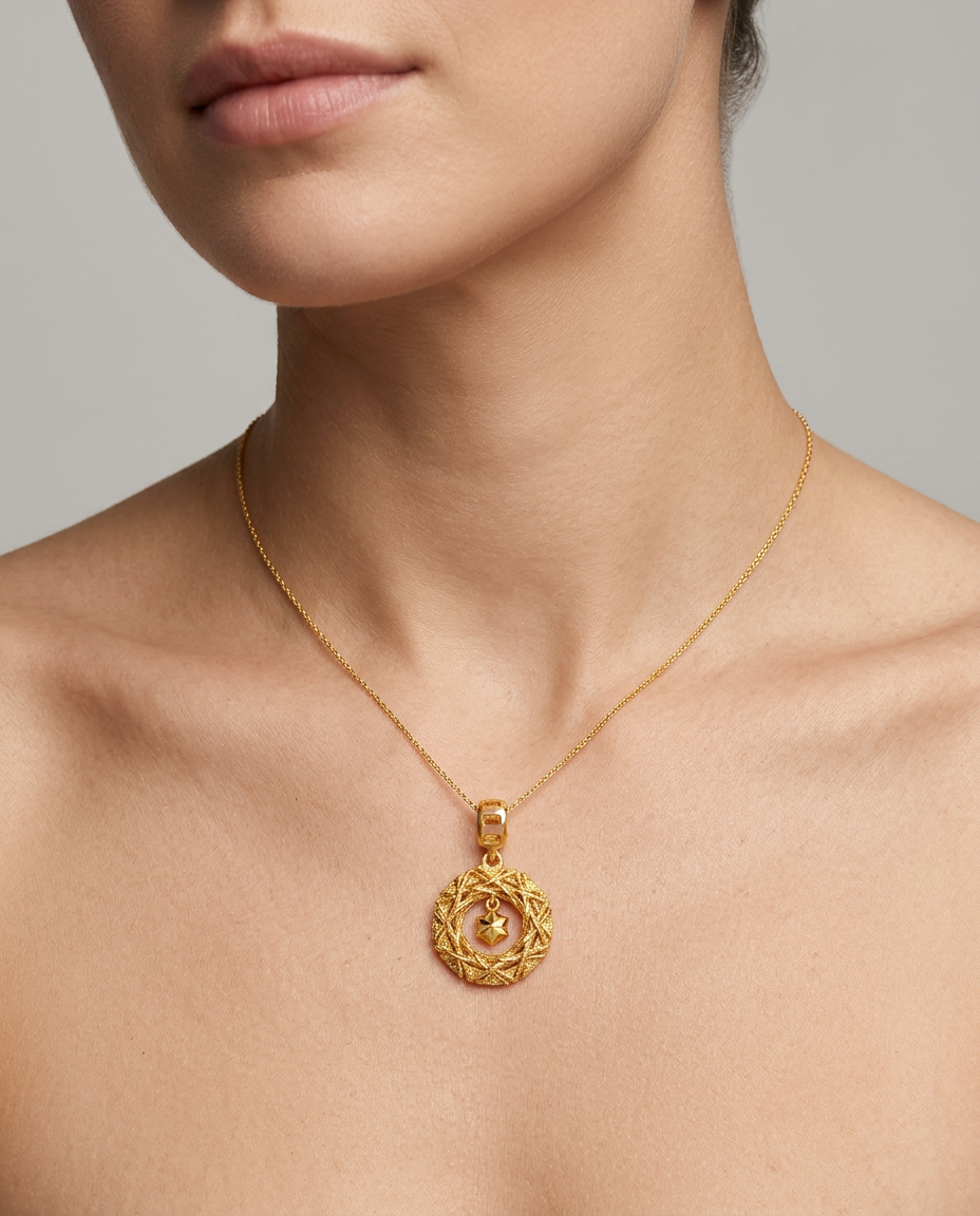916 Gold Pendant Golden Wreath